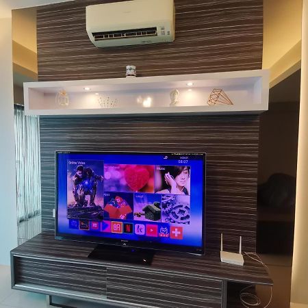 Glamorous At Kinta Riverfront Apartment Ipoh Exteriör bild
